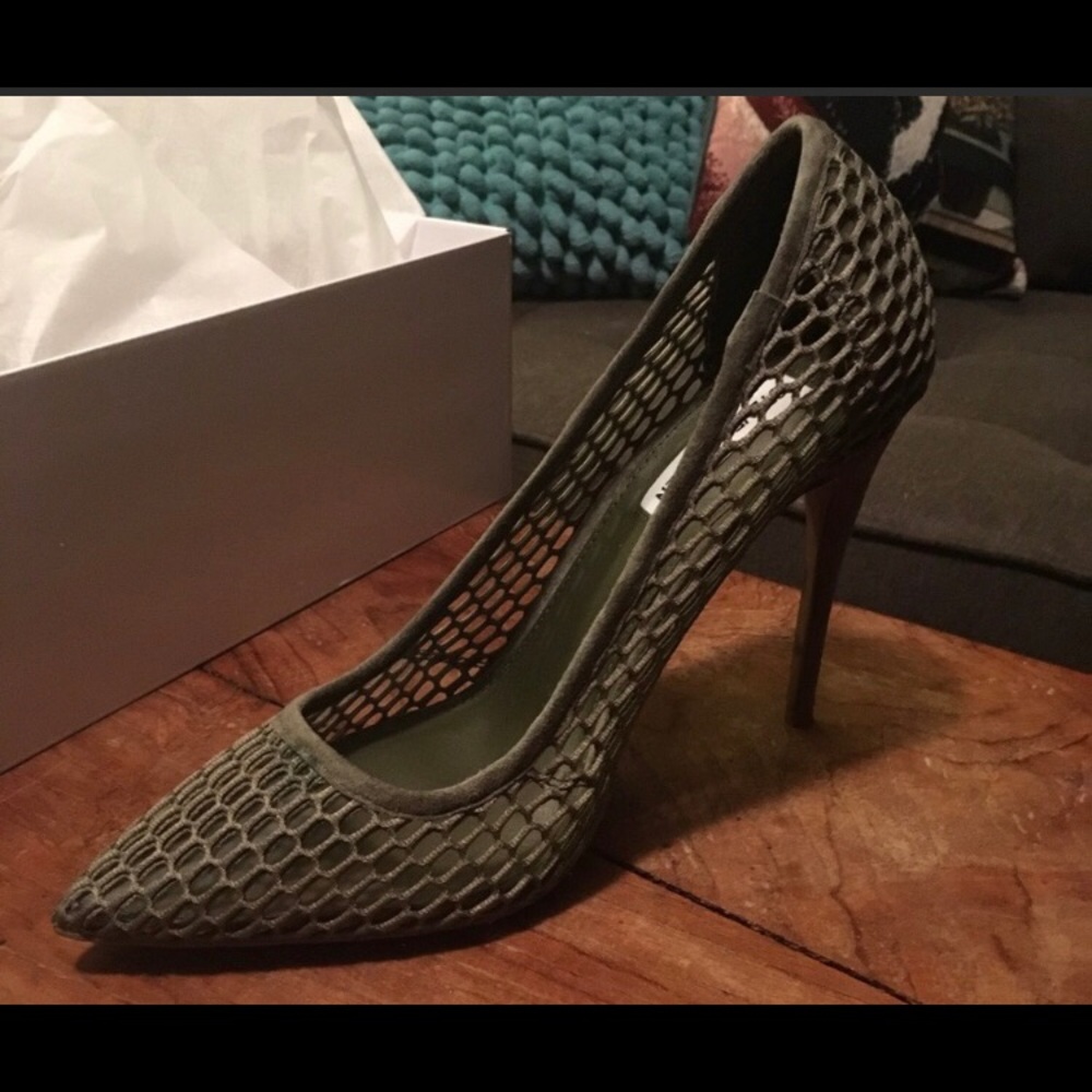 Steve Madden Deandra heels Olive 8.5